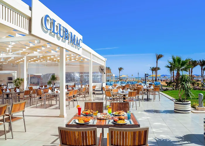 Hotel Jacuzzi: Pickalbatros Royal Moderna Sharm "Aqua Park"